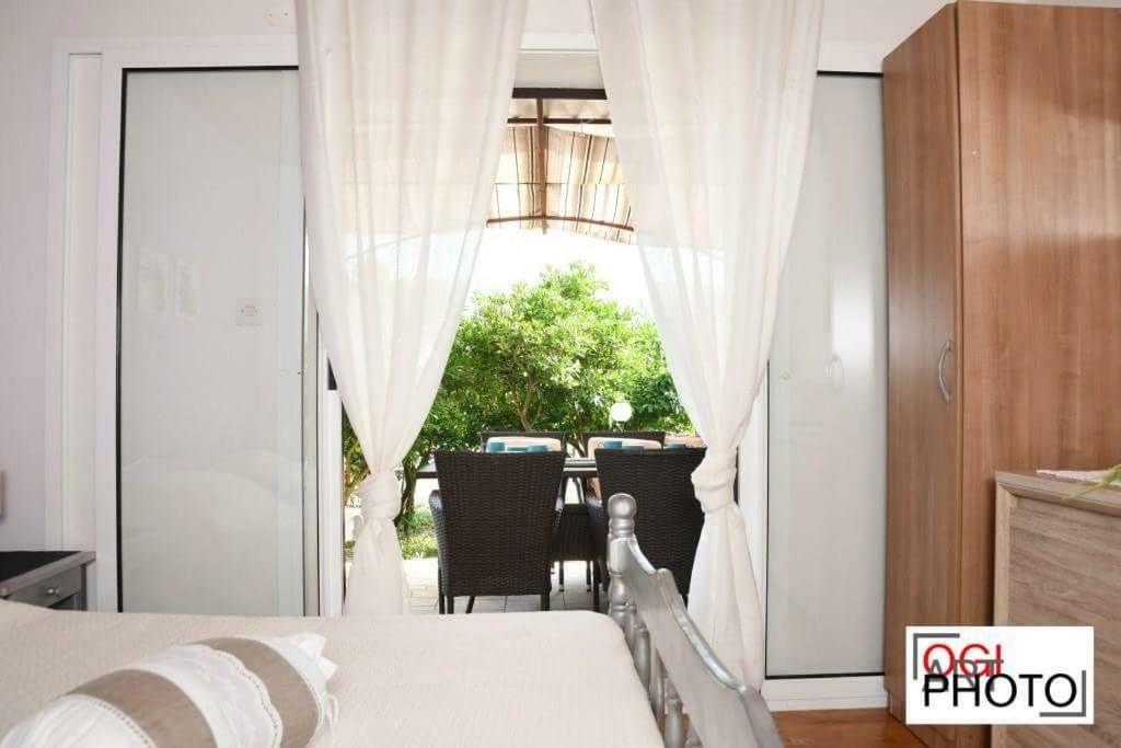 Apartments Marcela Stari Grad  Esterno foto
